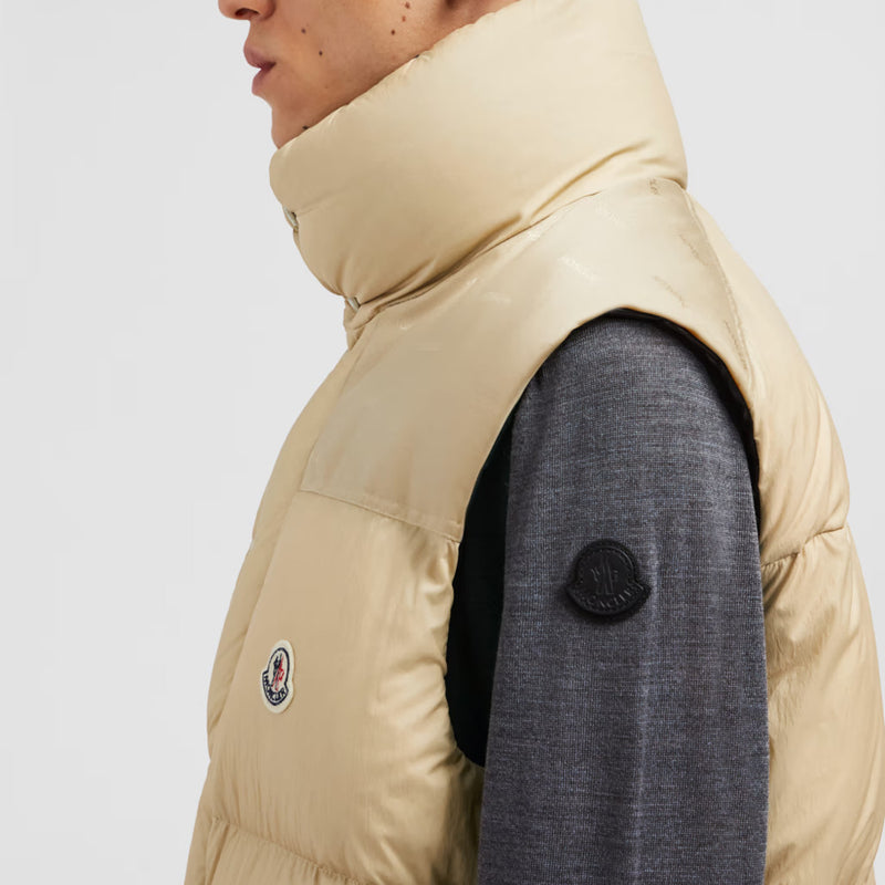 Moncler Veroneショートダウンジャケット