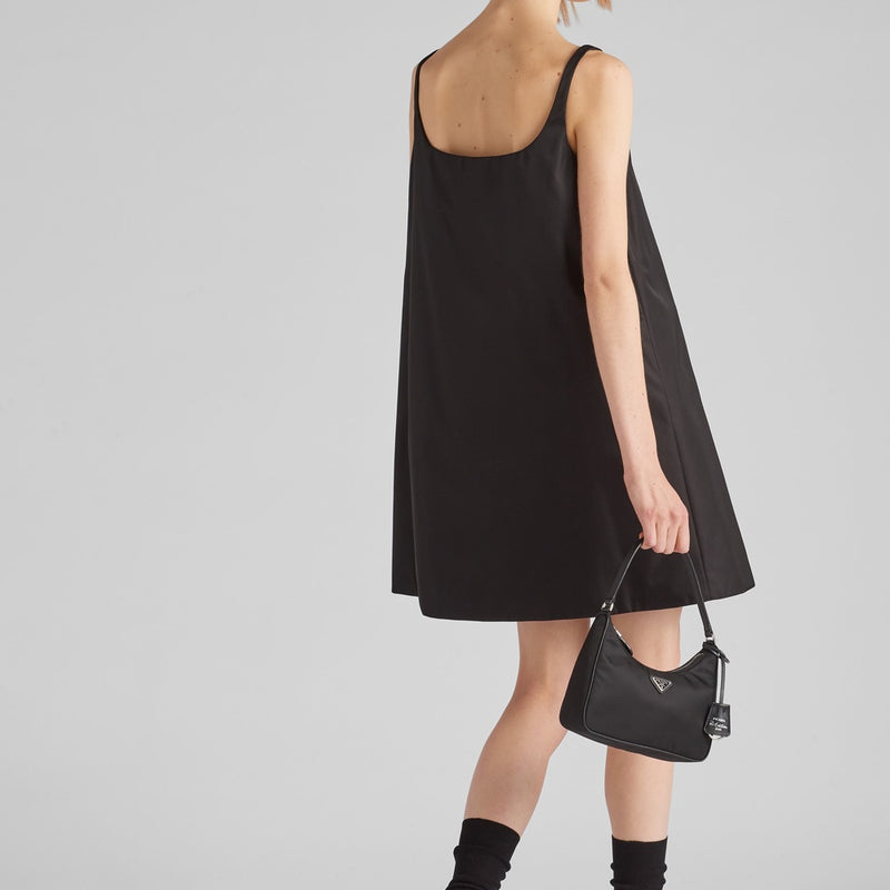 Re-Nylon ポーチ付き ノースリーブドレス